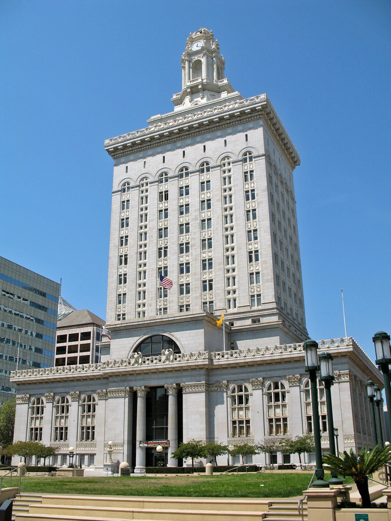 Oakland City Hall 外景