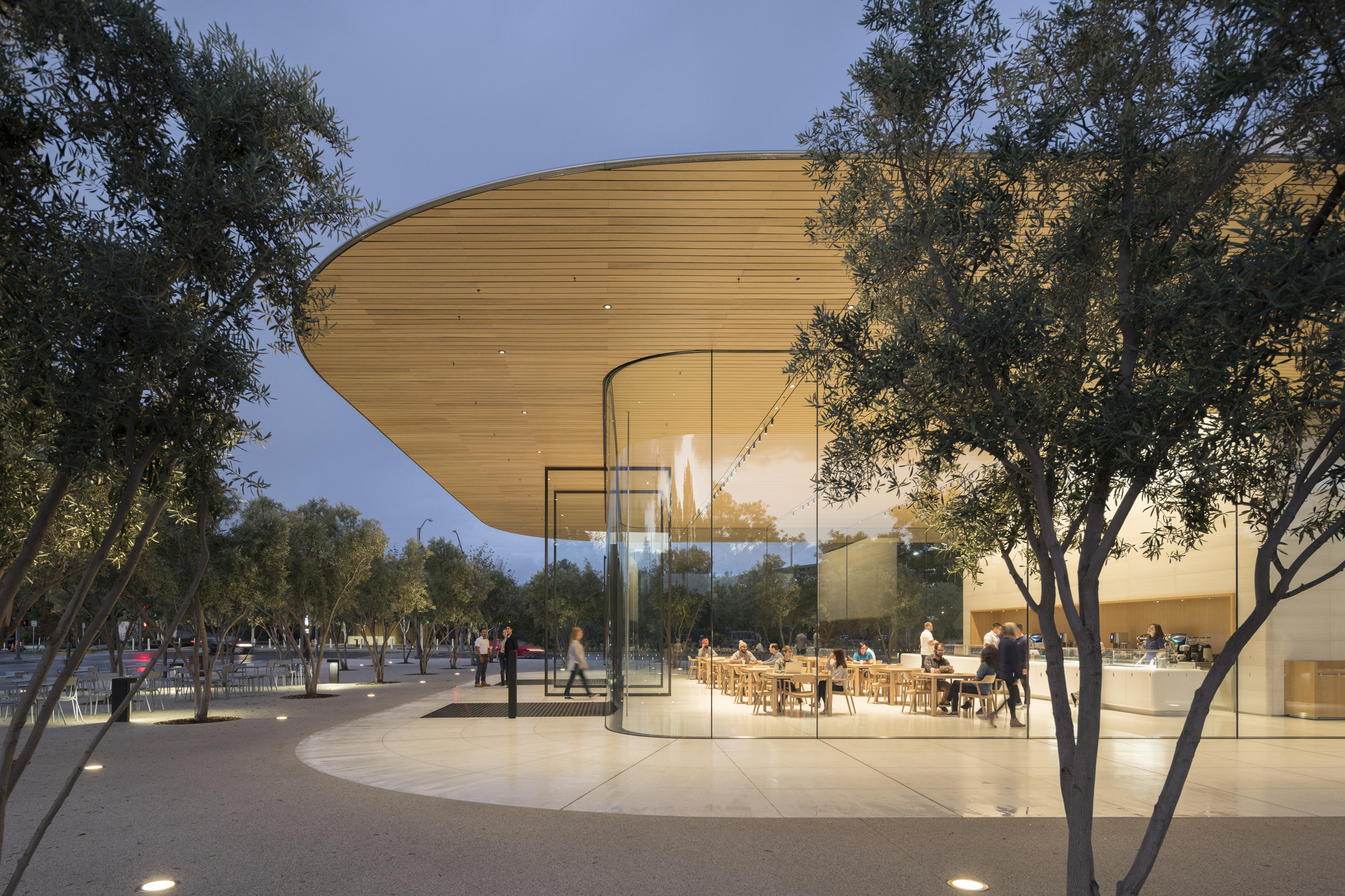 Apple Park Visitor Center 外观