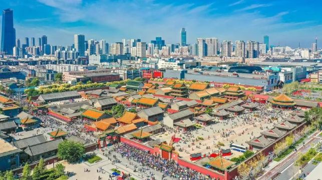 方城与周边高层建筑的视觉边界