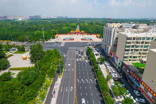 和平大街街景