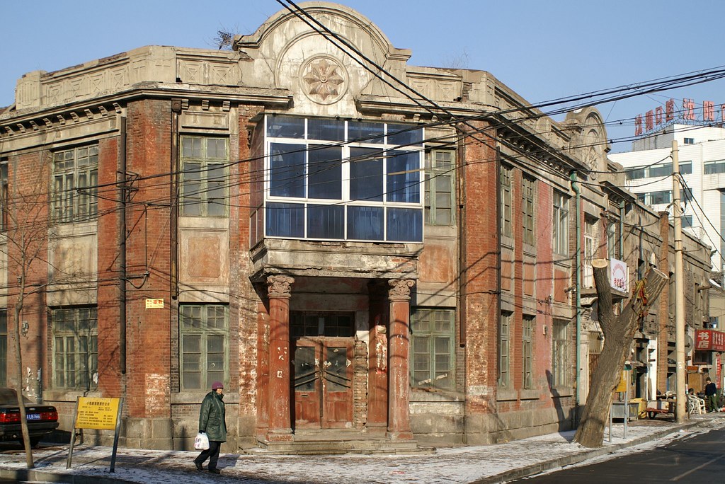 中山路沿线的辰野式建筑立面特写