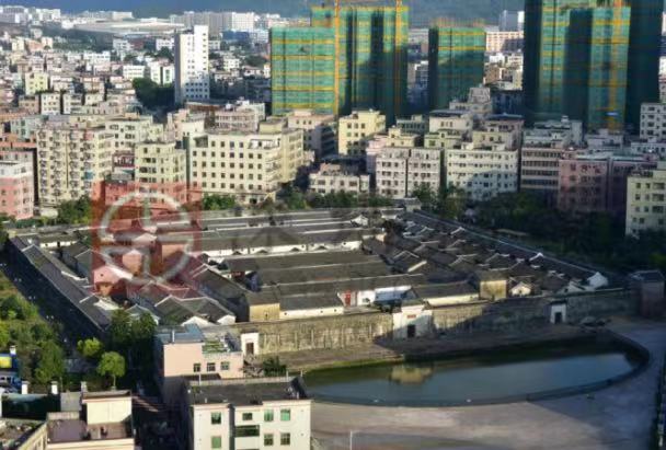 大万世居航拍全景
