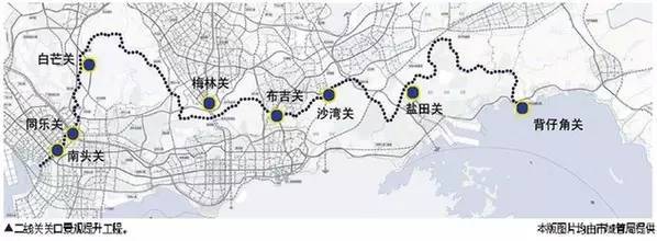 南头关拆除施工场景,检查站大棚正在被移除