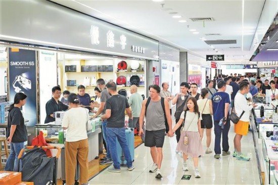 华强电子世界二店改造后的内部空间