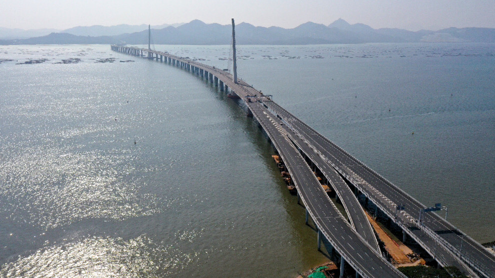 深圳湾大桥空中俯瞰全景