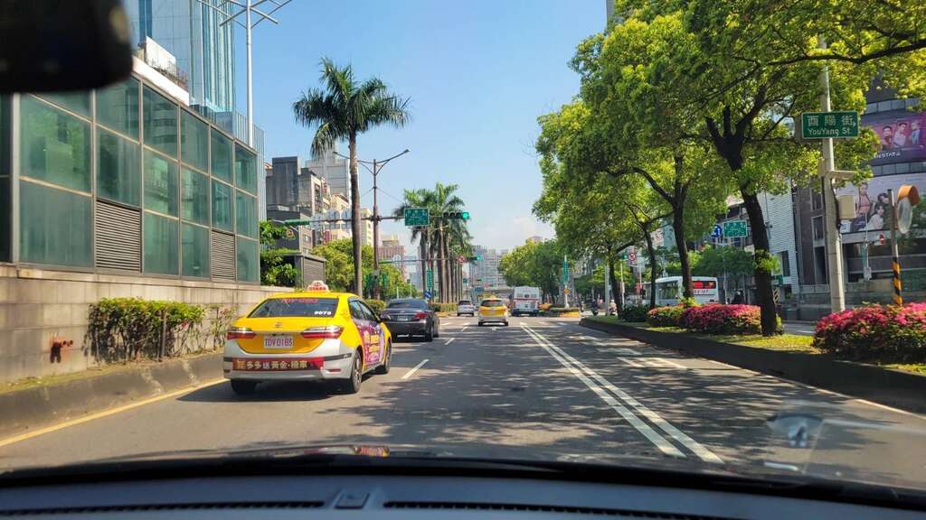 中华路一段与城中区历史街景示意