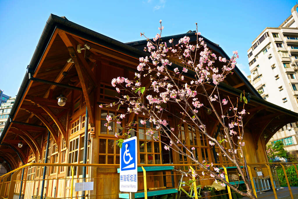 北投温泉旅馆群和温泉区街景