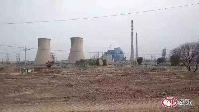 太原第一热电厂冷却塔爆破