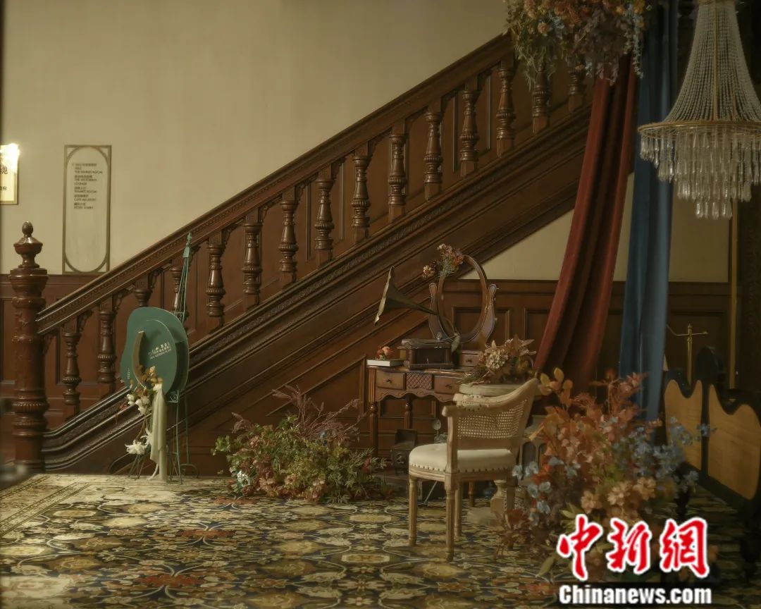利顺德老大堂木楼梯，1886年建造至今