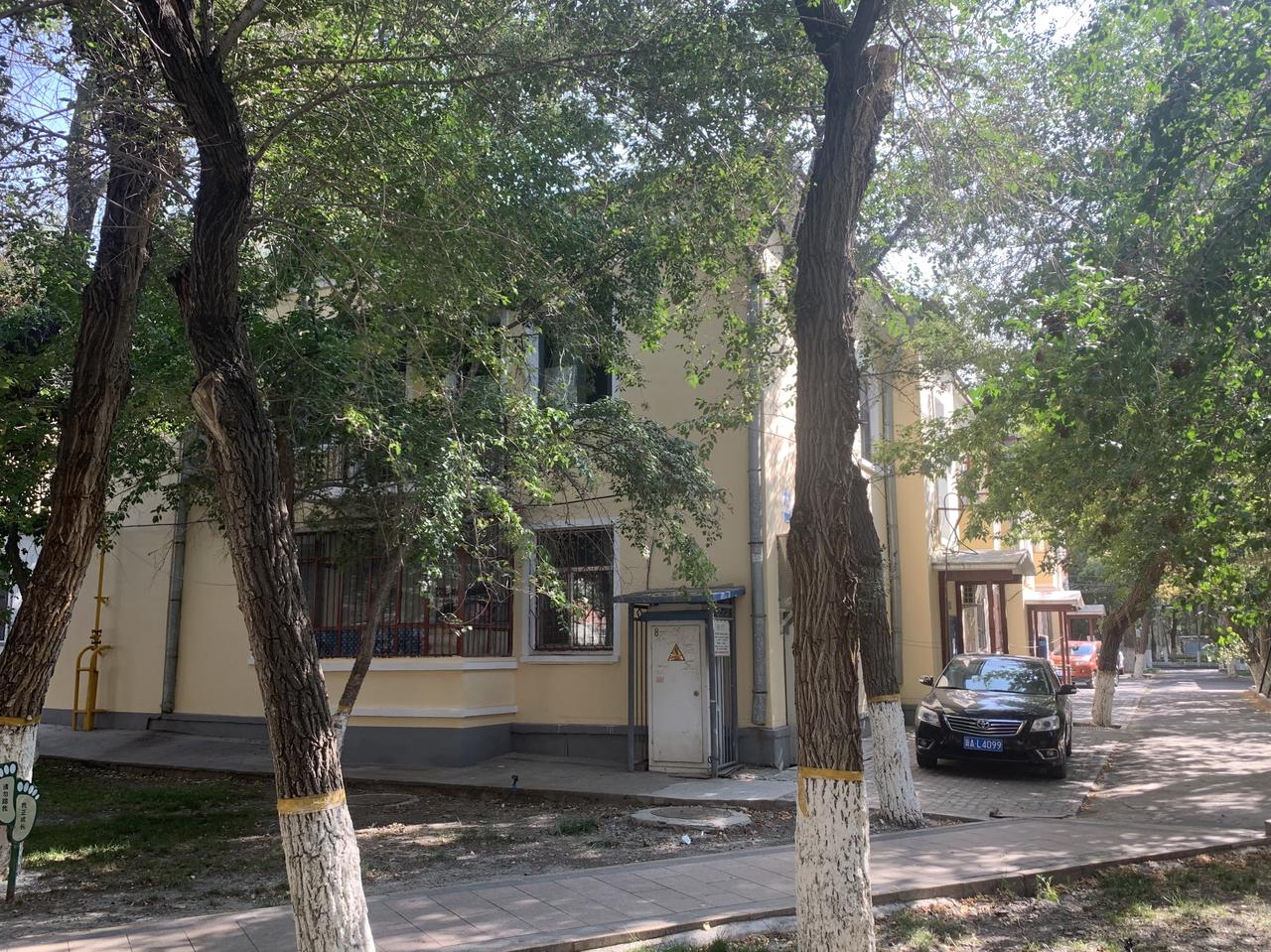 石油局明园住宅楼群1号楼