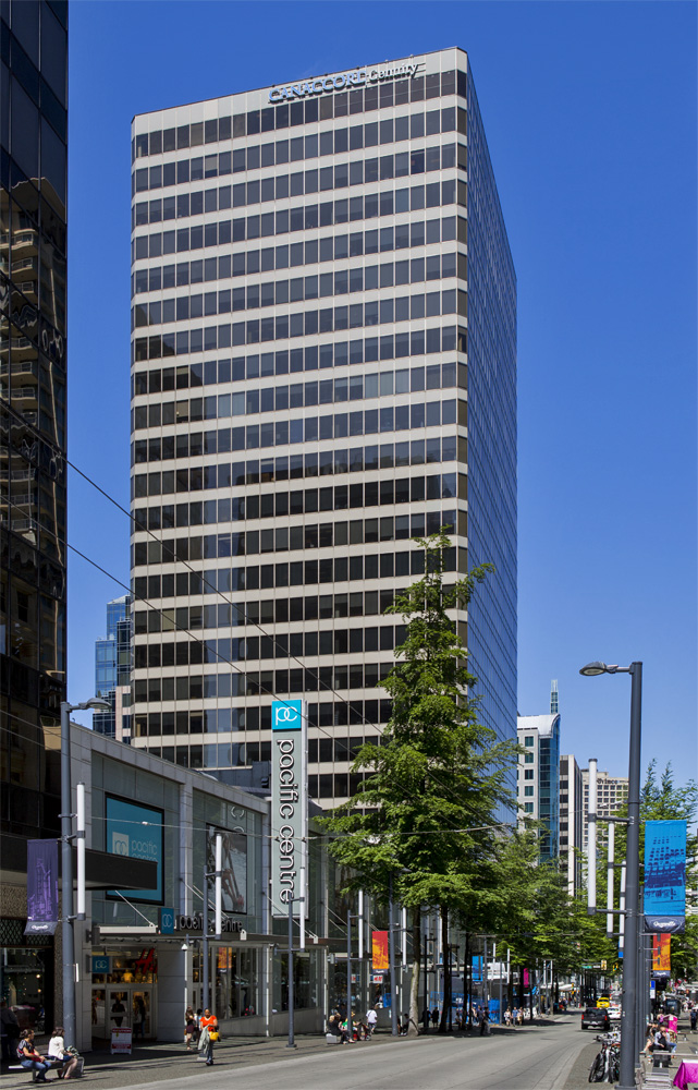 Canaccord Tower（609 Granville Street），温哥华矿业券商集群中的一栋