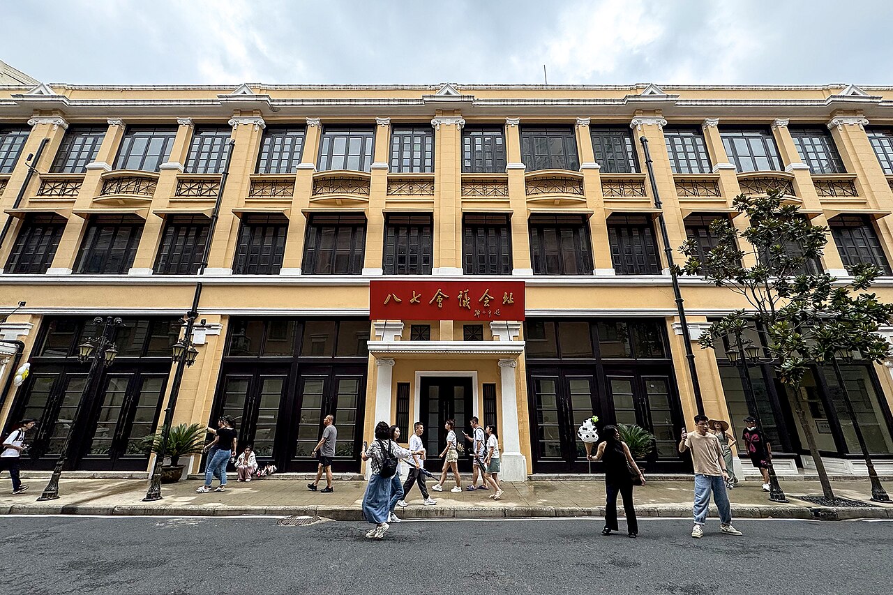 八七会议会址外观：与周边无异的租界公寓