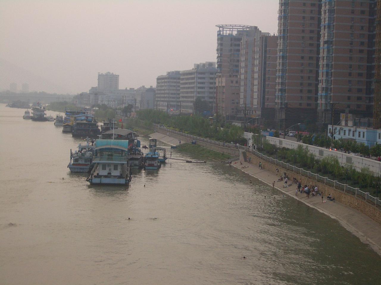 汉江与长江交汇处的河道形态，北岸龙王庙段最为险要
