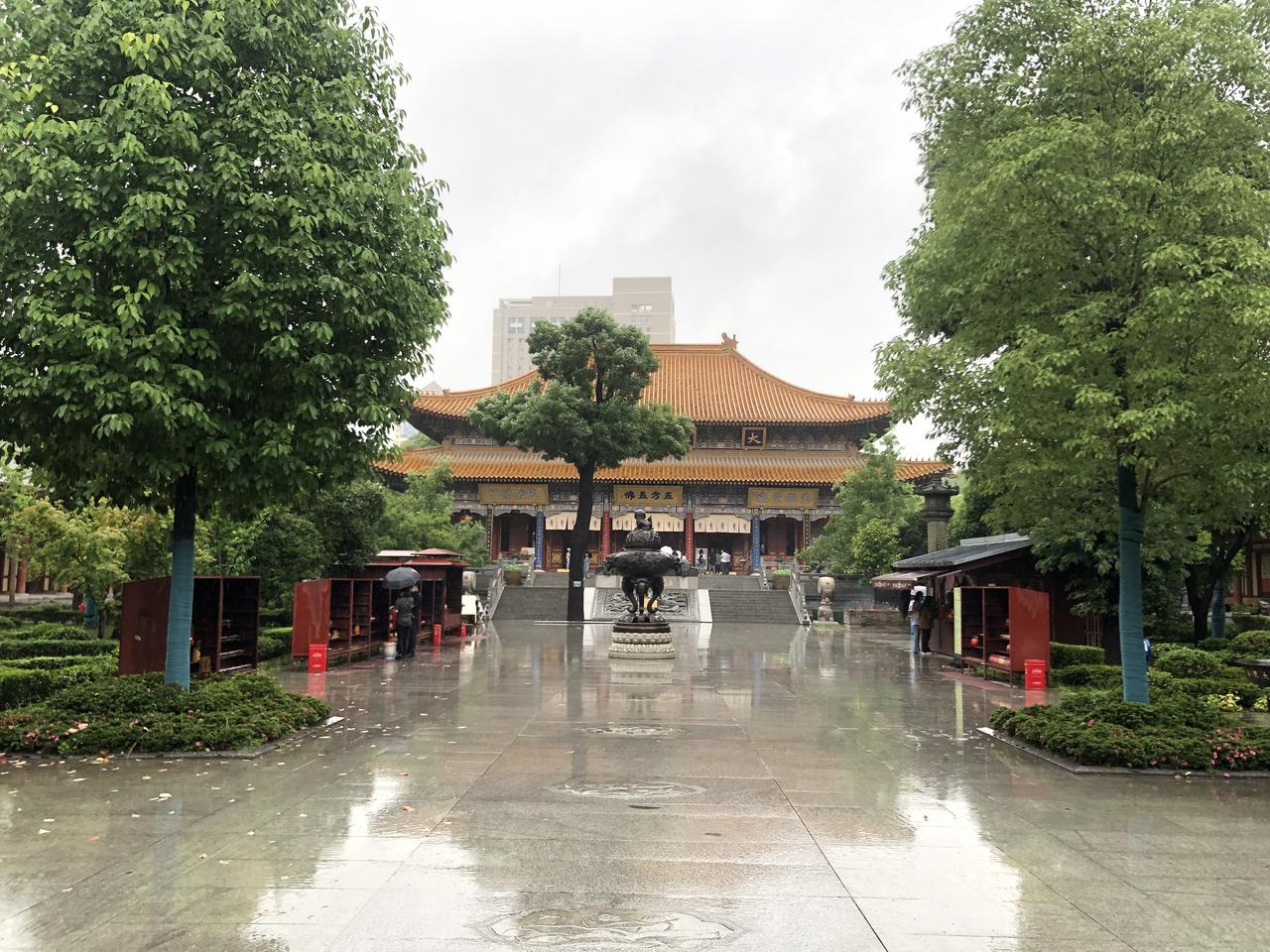 大兴善寺大雄宝殿,五方佛供奉于此