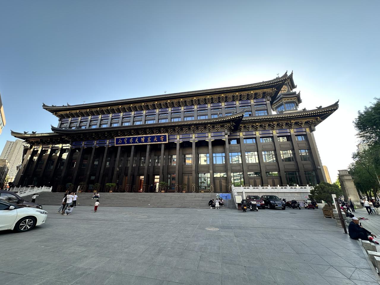 宣礼塔截断痕迹