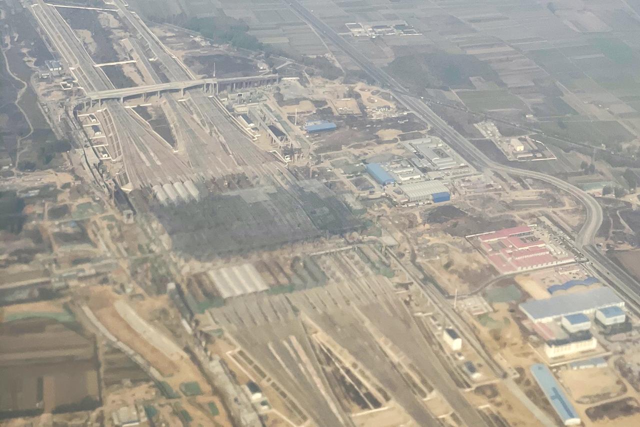 郑州航空港站建设期间俯瞰