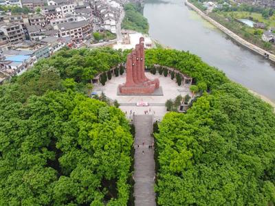 茅台渡口纪念碑