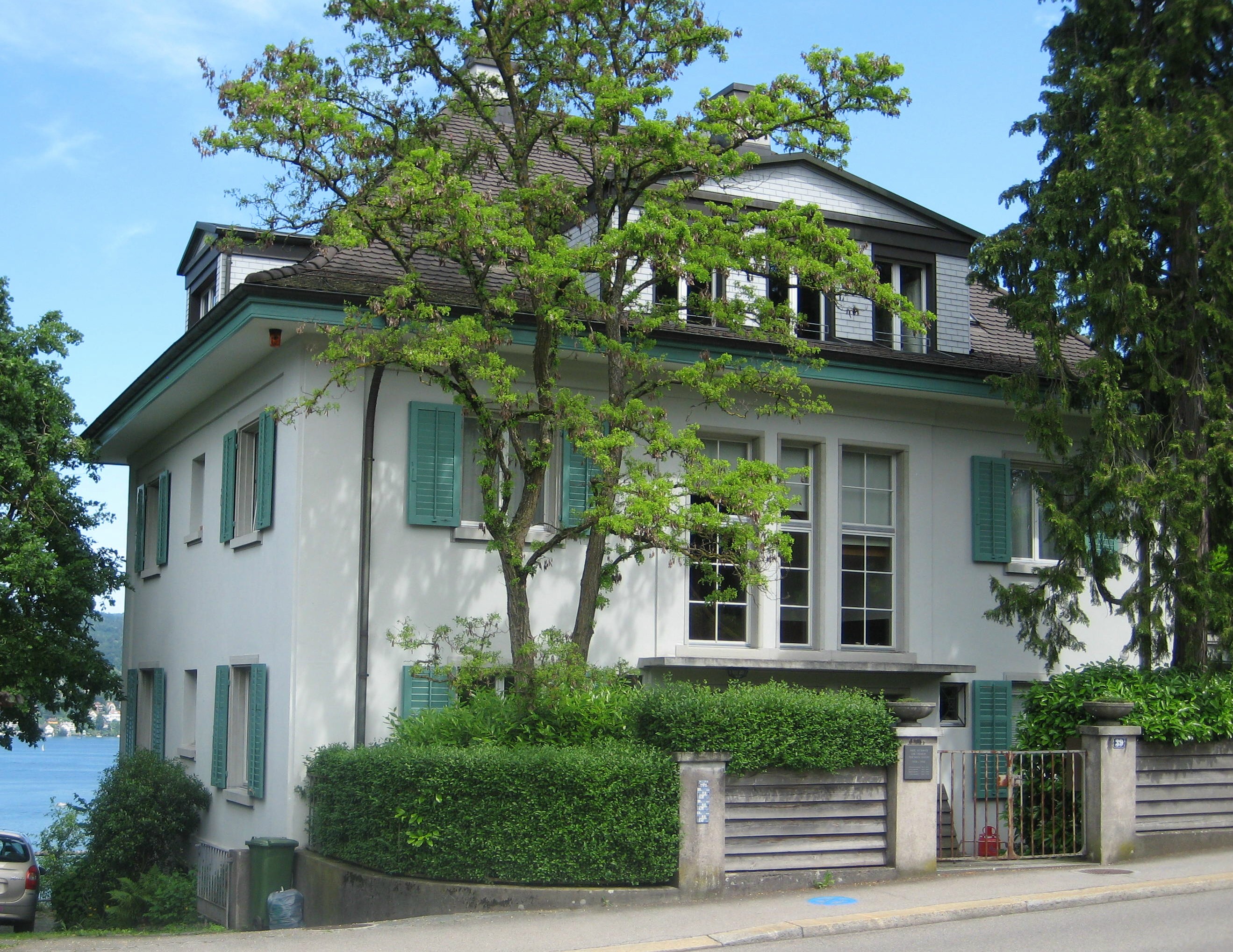 Kilchberg 的 Thomas Mann 故居外立面，他人生最后一栋住宅